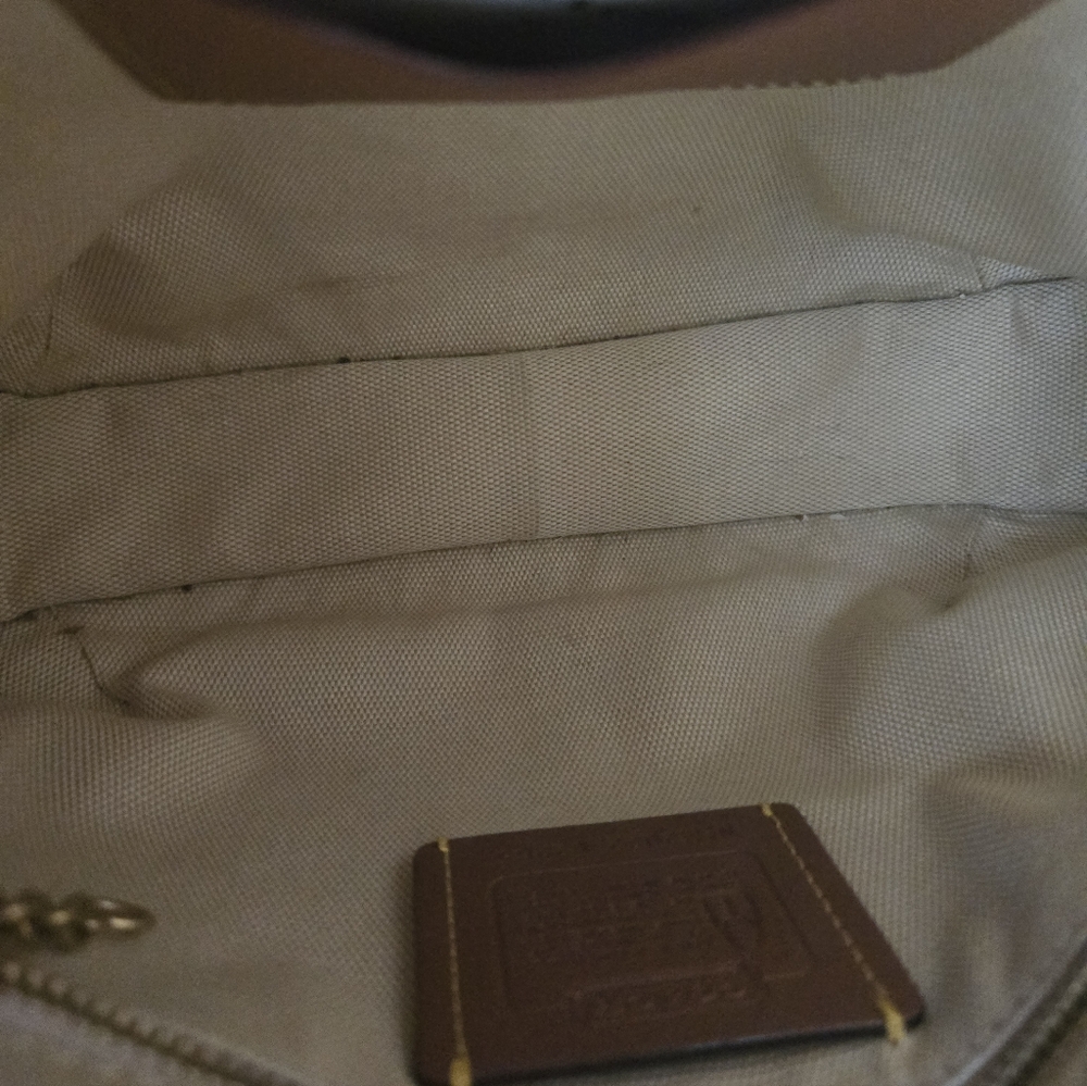 Coach ERGO Leather Bag - Picture 15 of 16